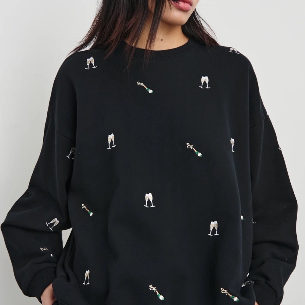 Elegant Gray Women's Sweatshirt with Embroidery